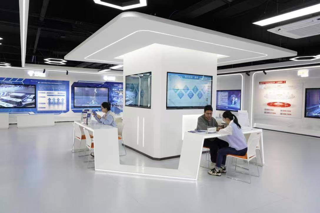 内蒙古实施“智改数转”工程 计划服务千家数字化转型企业，强化技术服务咨询支撑